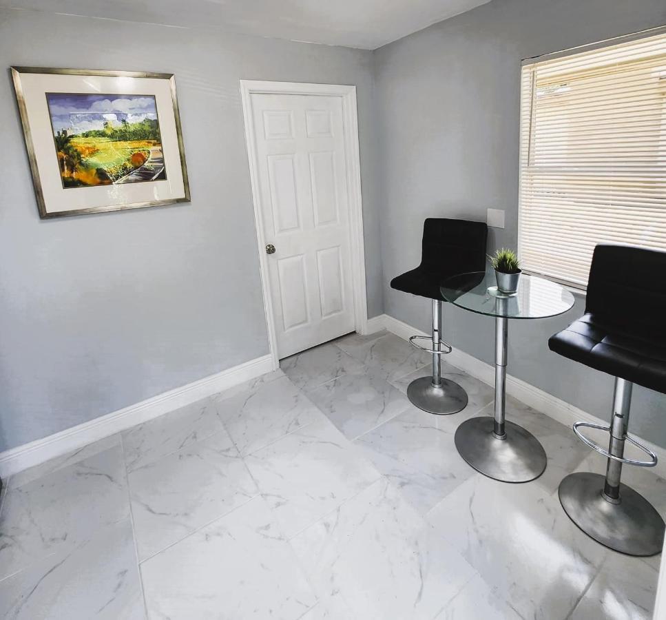 Cozy Cottage Tampa Luaran gambar